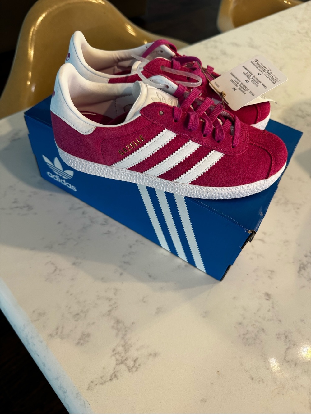 adidas Kids Gazelle Sneakers size 1 NWT